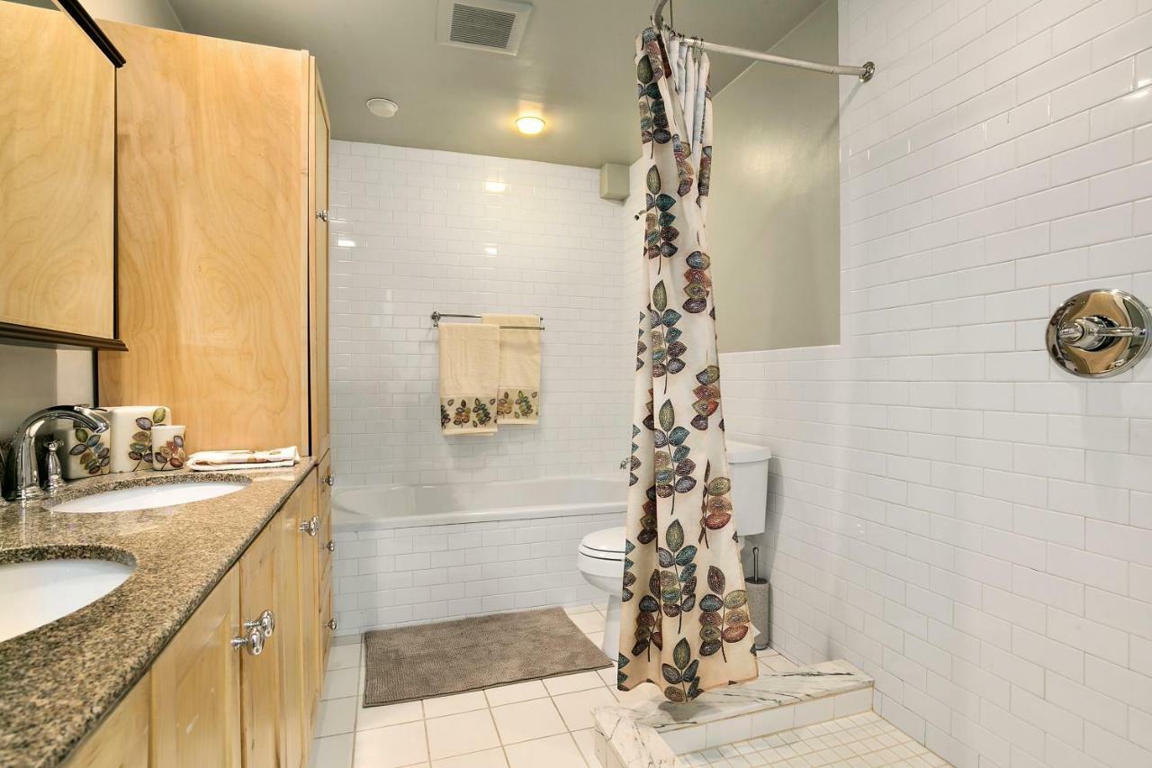 2-Bedroom In Upper West Side, Private Entrance Нью-Йорк Экстерьер фото